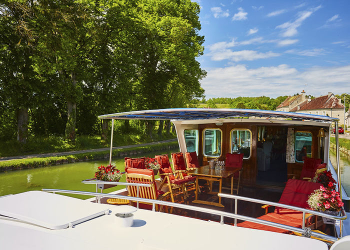 C'est La Vie Luxury Hotel Canal Barge exterior sun deck alternative view
