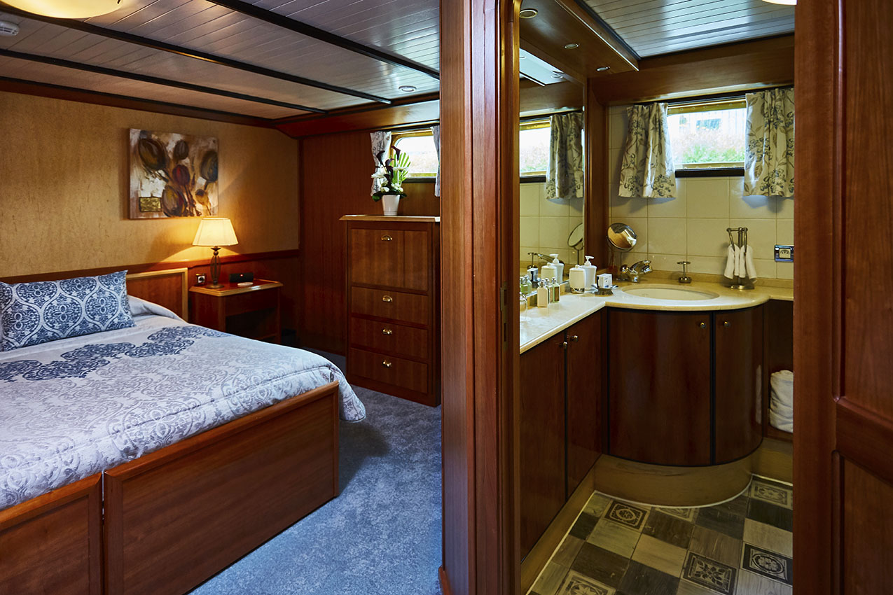 Luxury accommodation on our barge cruise in France