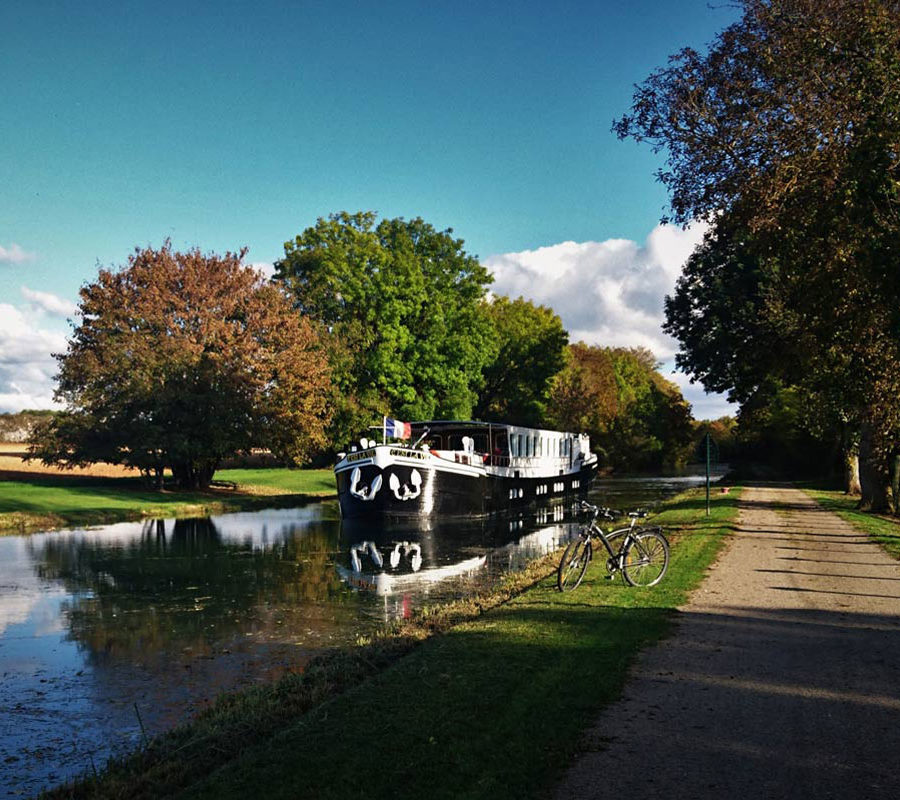 Barge Cruises in France - New Season for the Barge C’est La Vie