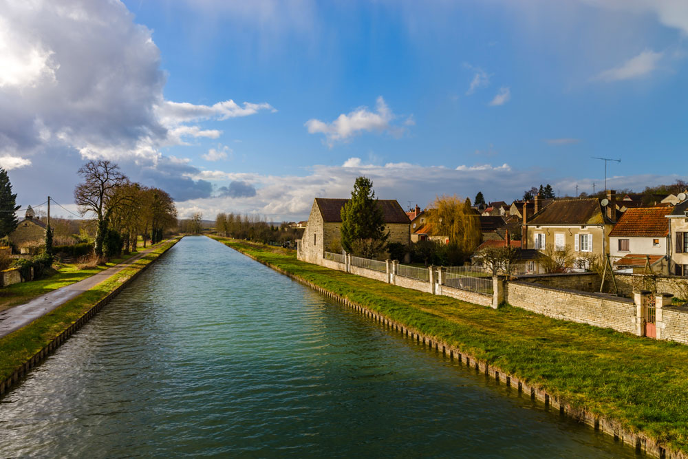 Burgundy Canal on a Burgundy Barge Cruise