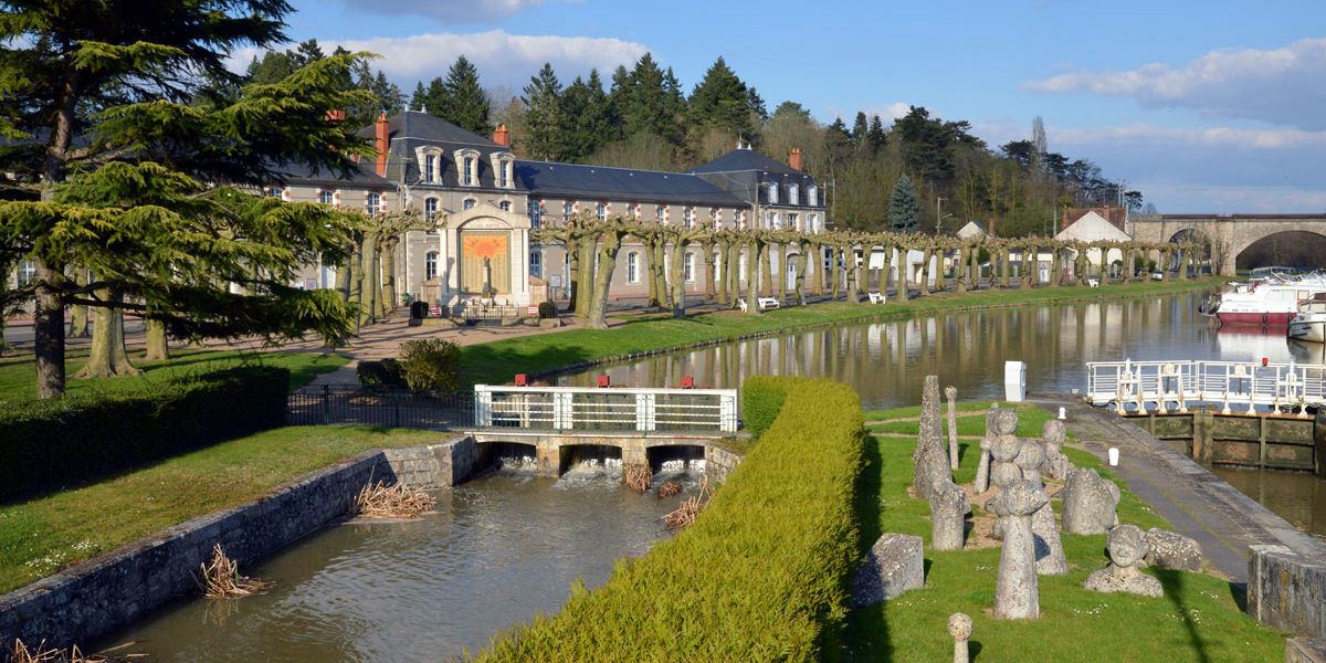 Upper Loire 5-night Barge Cruise