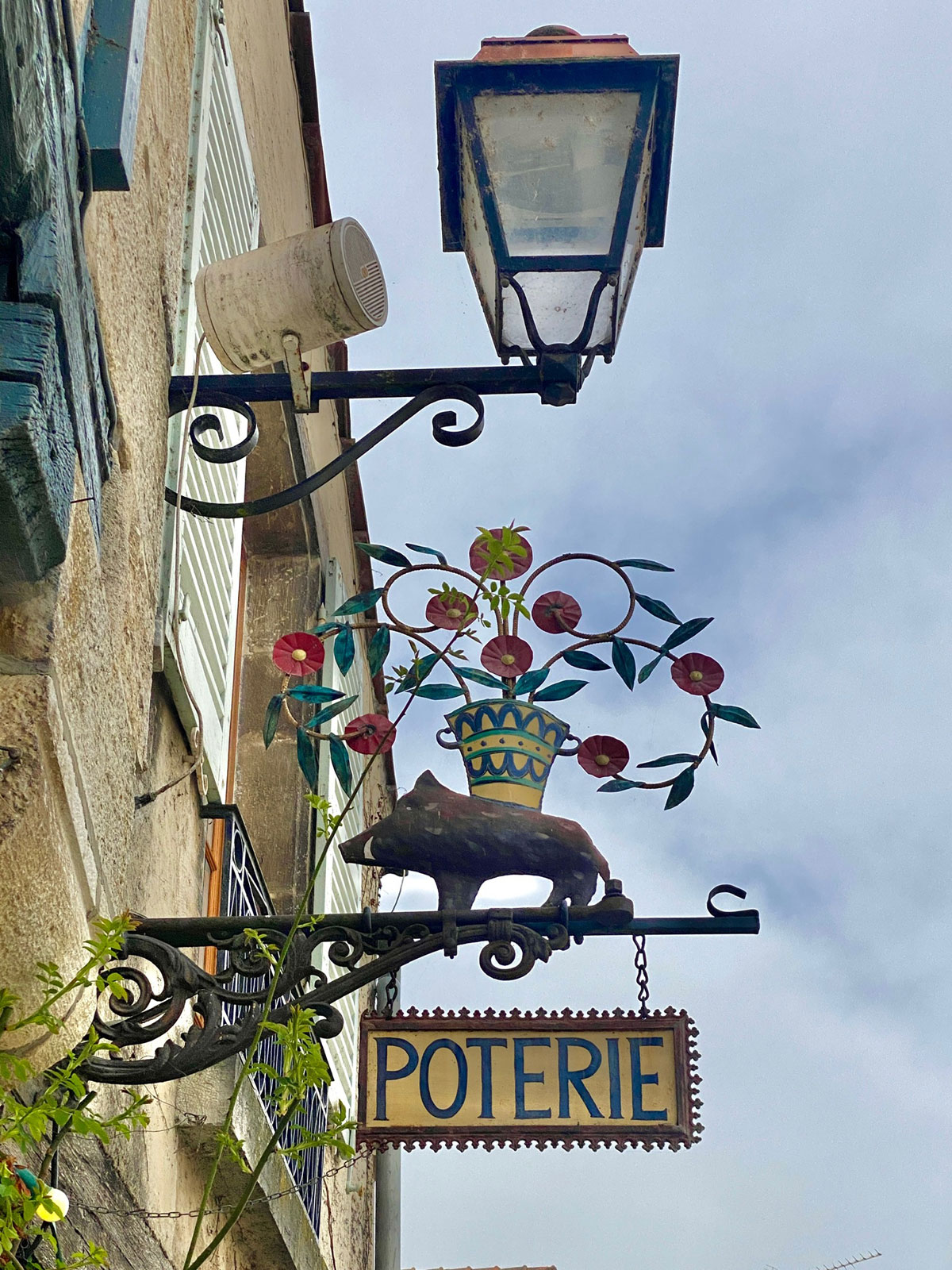 French lampost sign