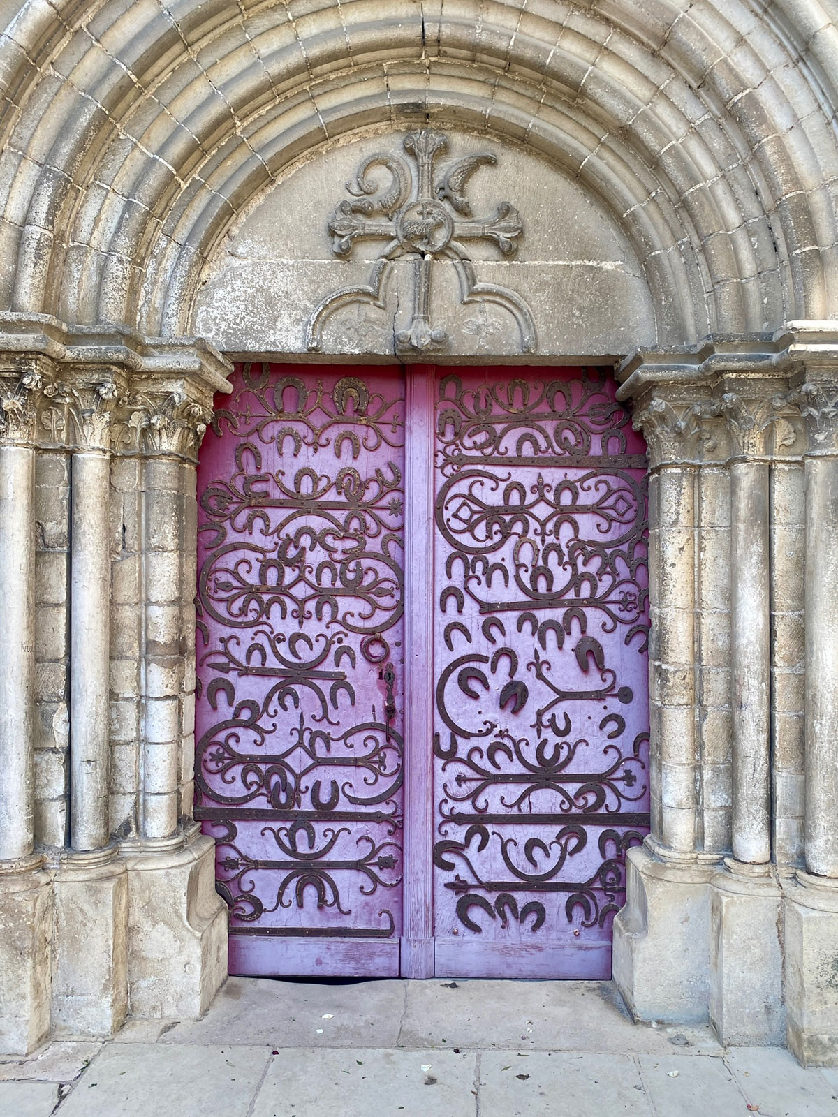 purple-door-france