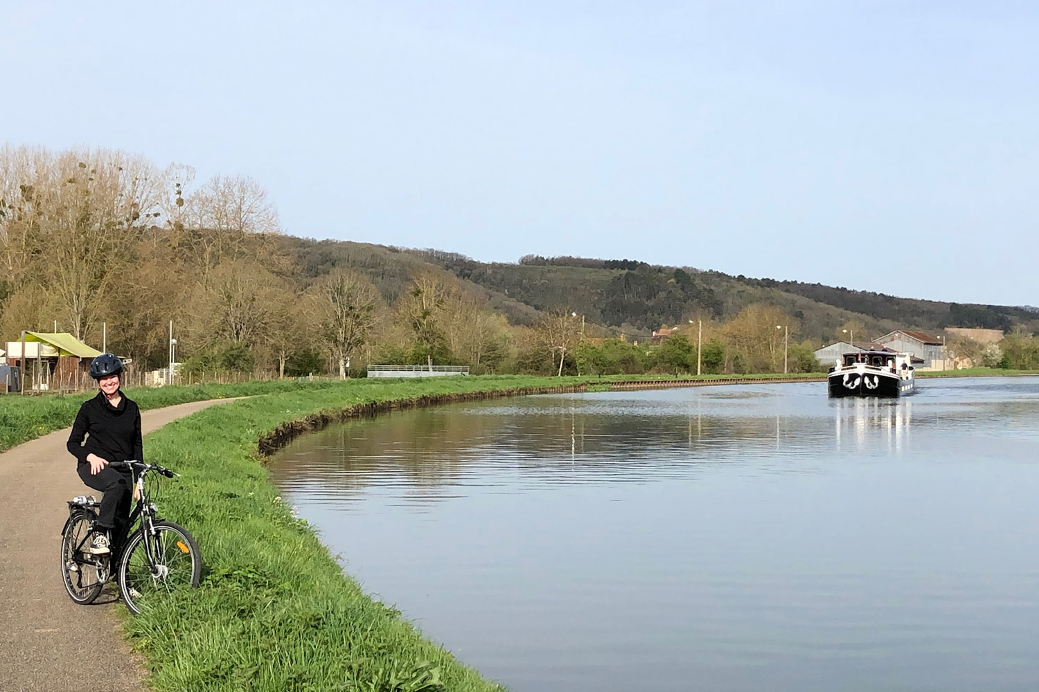 cycling-along-side-the-canal
