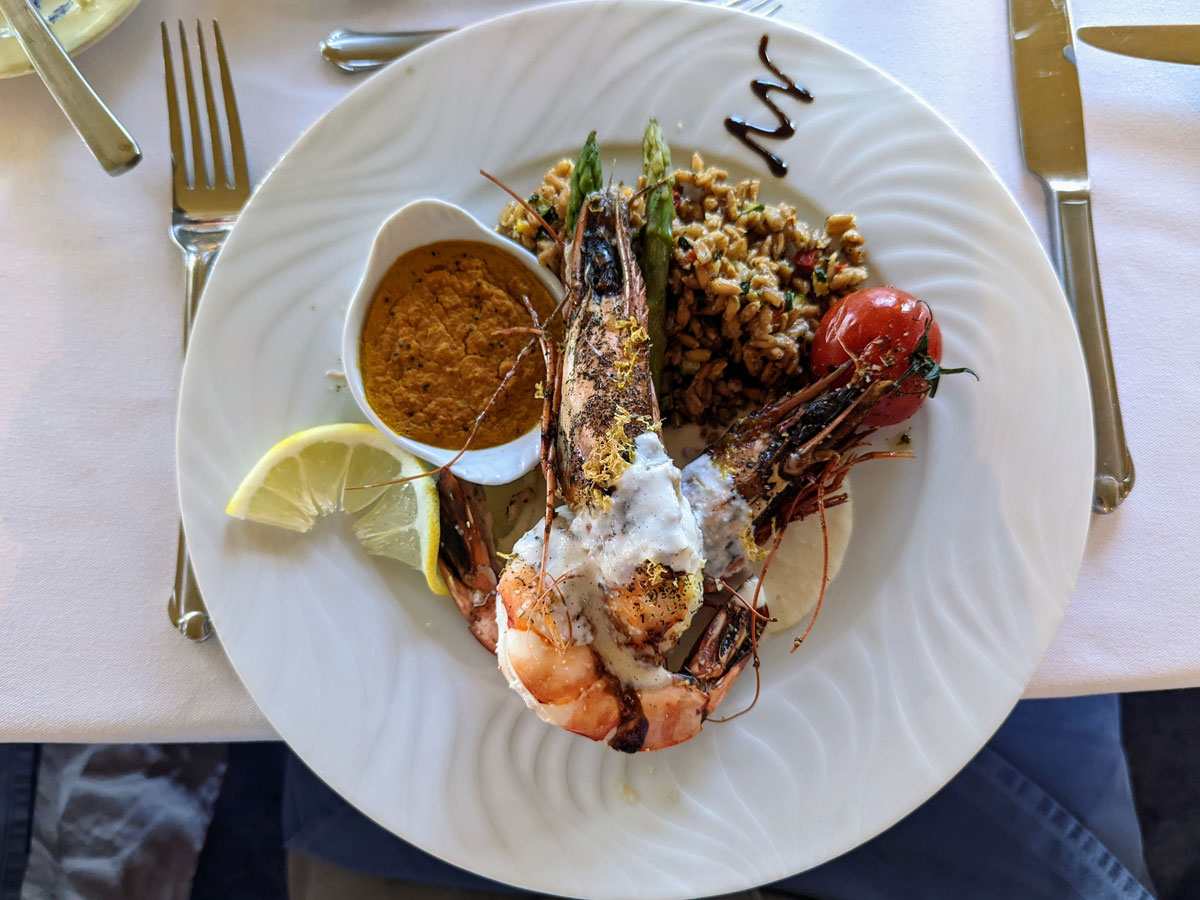 langoustine-on-board-the-cest-la-vie