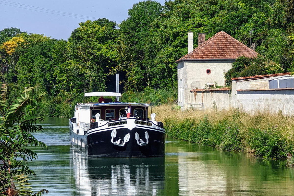 Experience Easter on a barge cruise holiday in France