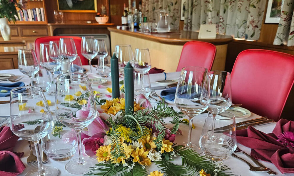 Gourmet Dining Aboard C’est La Vie